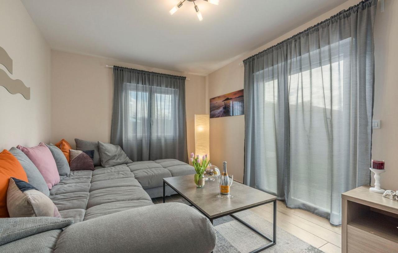 Villa Frontera Croatia Porec Luaran gambar